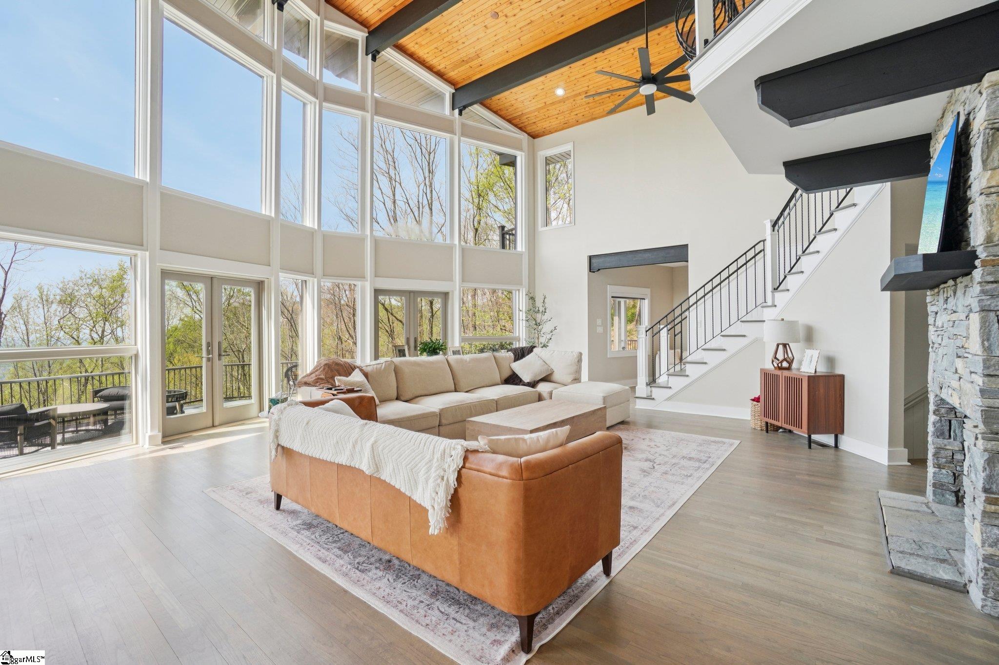 68 Raven Road Landrum, SC 29356 - Photo 4 of 49