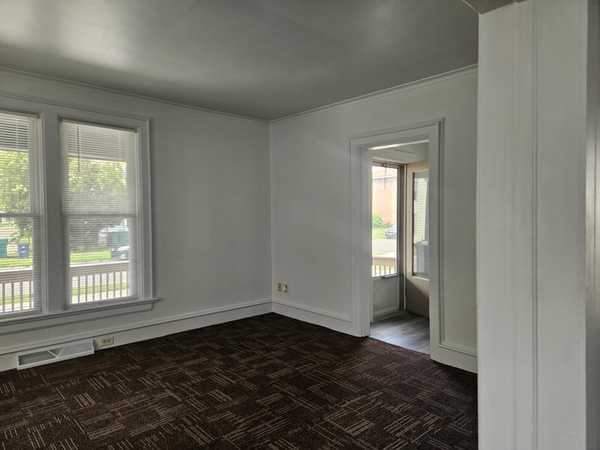 907 Tyler Street La Porte, IN 46350 - Photo 13 of 20 2000x1500