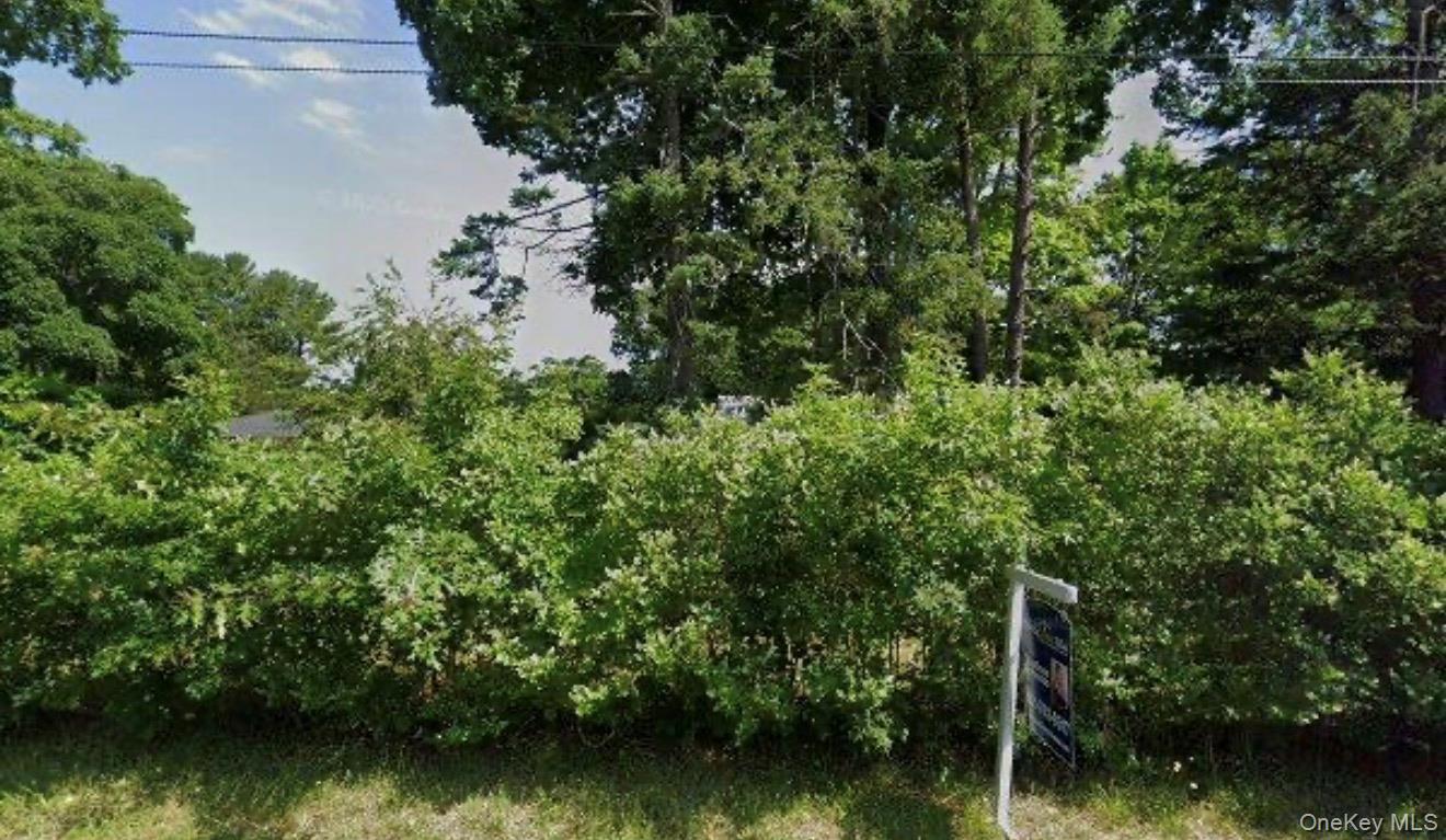 149 King Road Rocky Point, NY 11778 - Photo 1 of 2