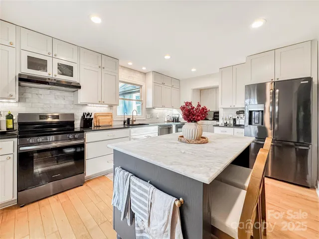 $896,000 | 9501 Bartlett Road, Mint Hill, NC 28227