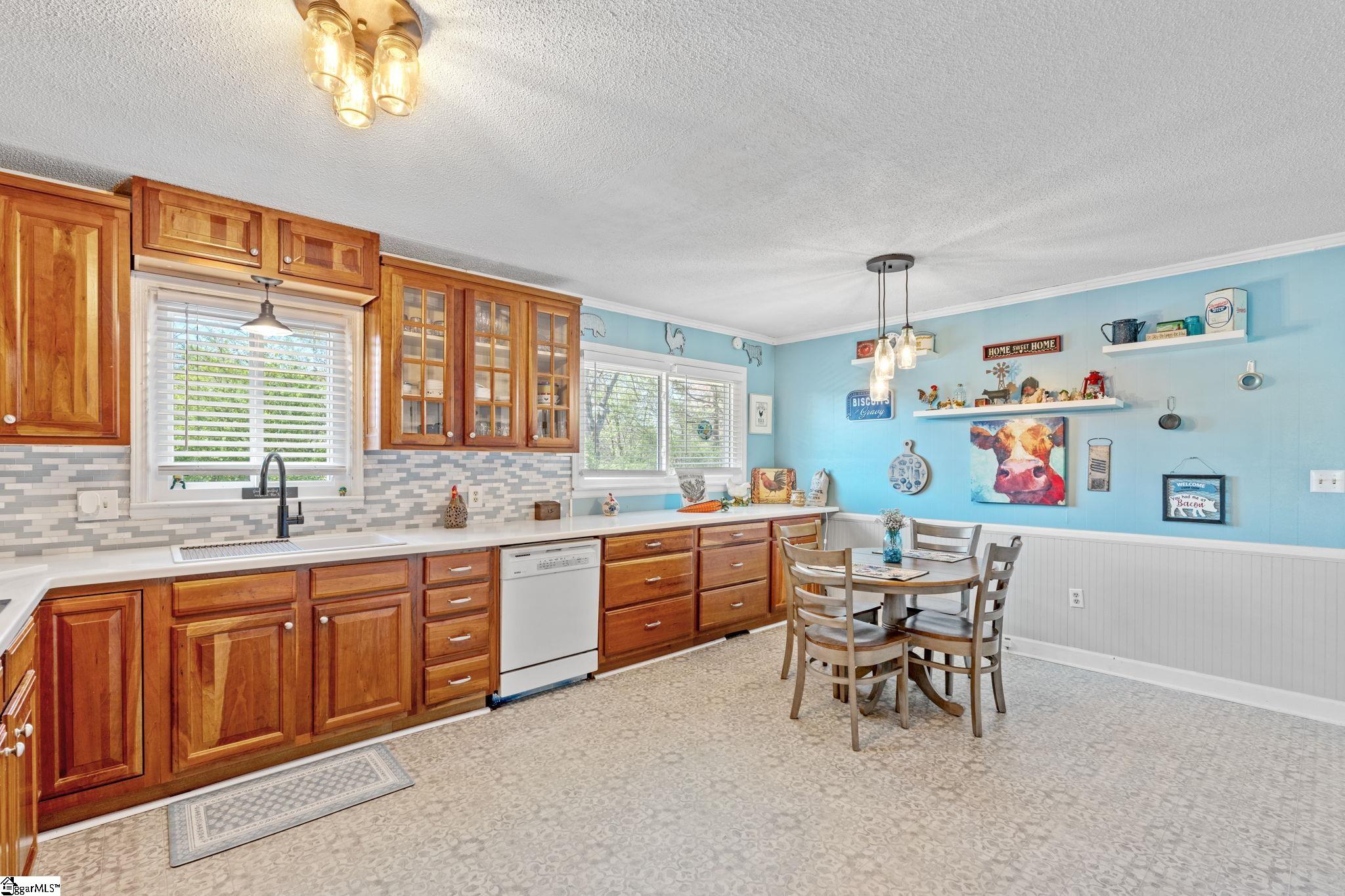 202 Park Road Belton, SC 29627 - Photo 17 of 42 Gallery Image 17