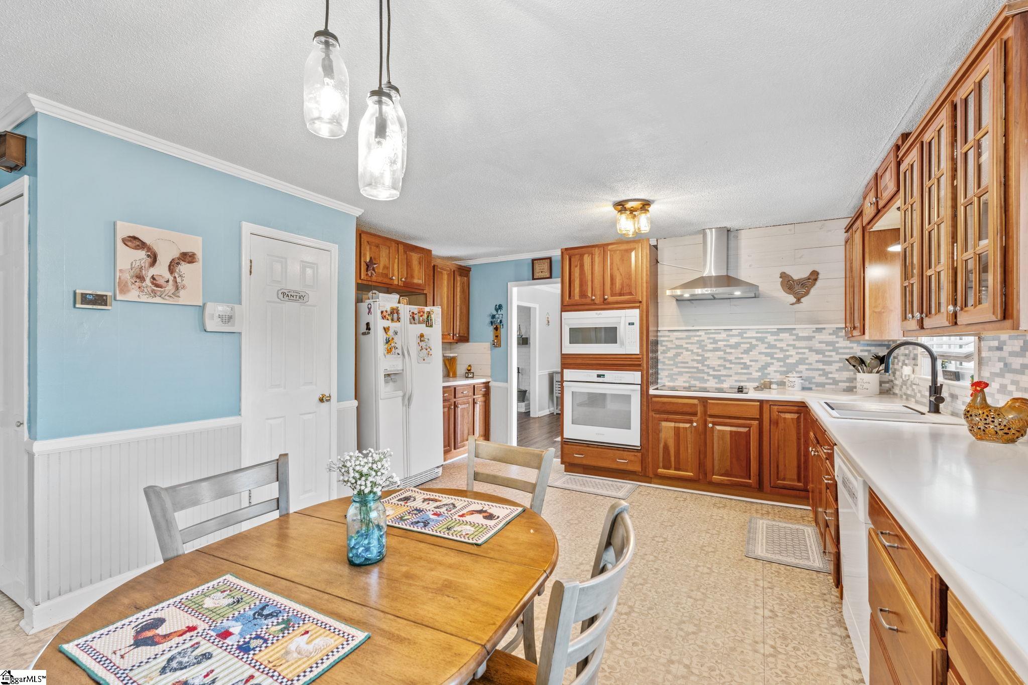 202 Park Road Belton, SC 29627 - Photo 19 of 42 Gallery Image 19
