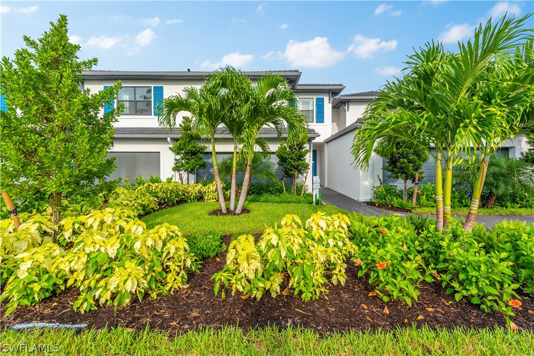 7352 Rockefeller Drive Naples, FL 34119 - Photo 2 of 35 Gallery Image 2
