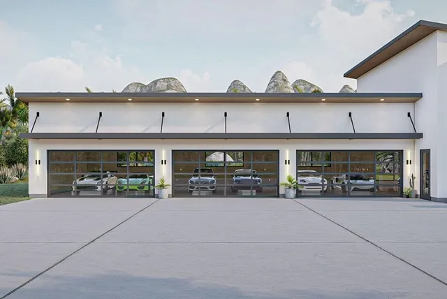 $995,000 | 555 Calef Highway, Barrington, NH 03825