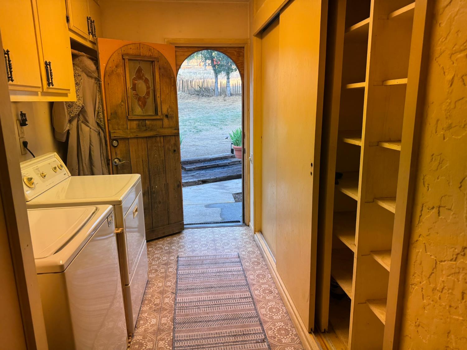 32101 East Trimmer Springs Road Sanger, CA 93657 - Photo 4 of 58 Gallery Image 4