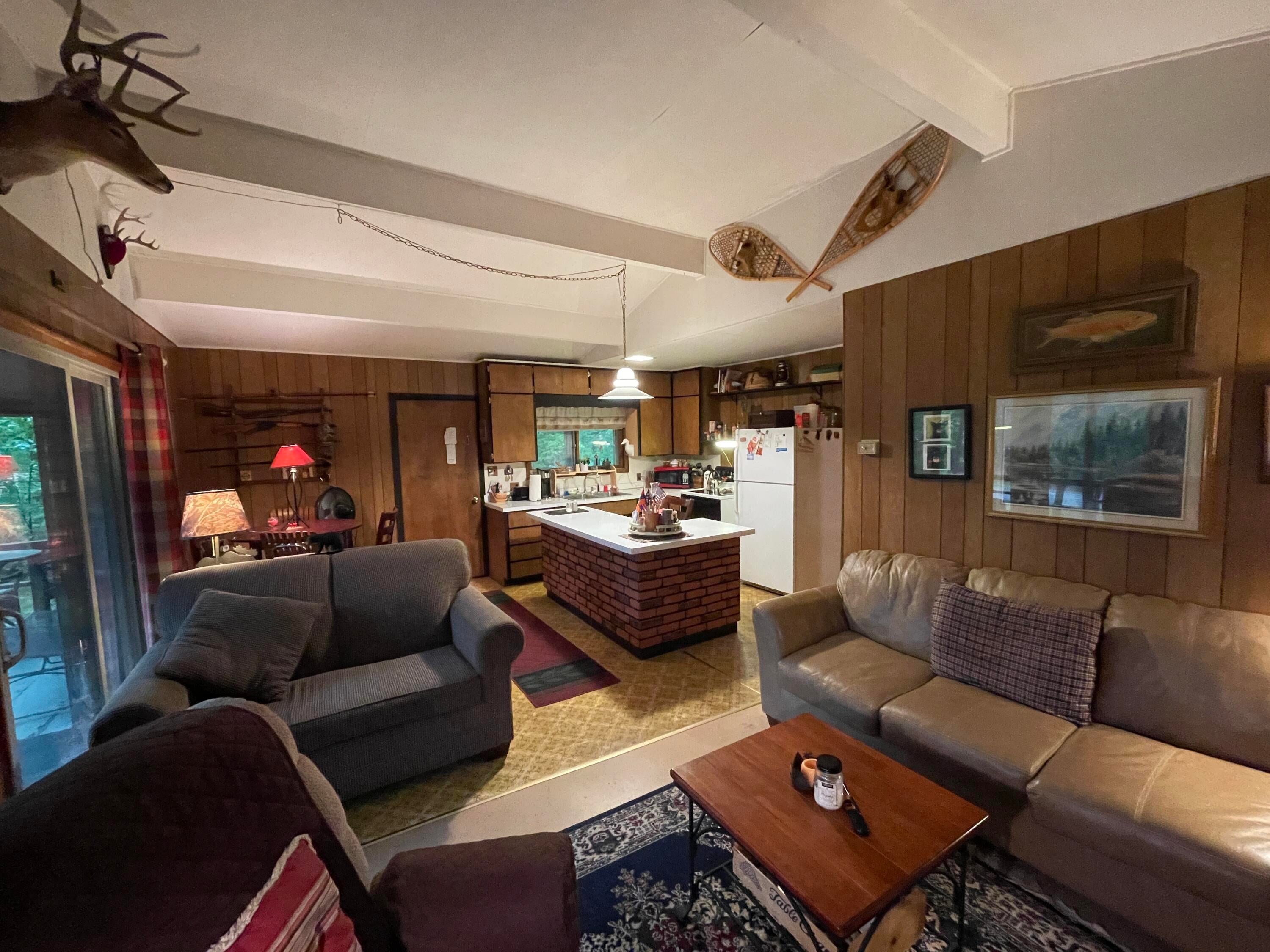5375 Woodridge Road Lewiston, MI 49756 - Photo 4 of 30 Gallery Image 4