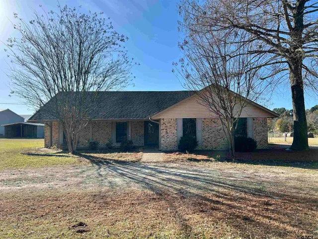 $1,800 | 11313 FM 2868, Flint, TX 75762