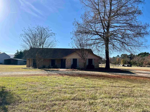 $1,800 | 11313 FM 2868, Flint, TX 75762