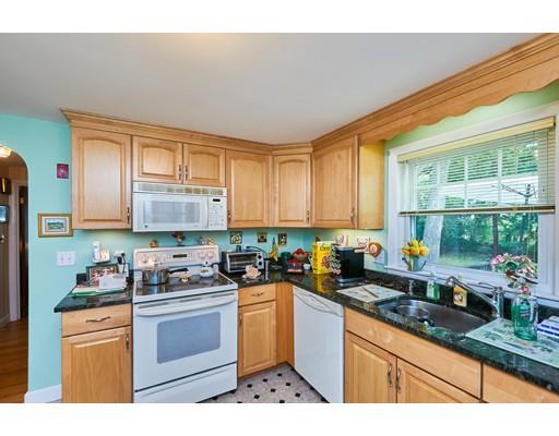 9 Carl Road Arlington, MA 02474 - Photo 6 of 16