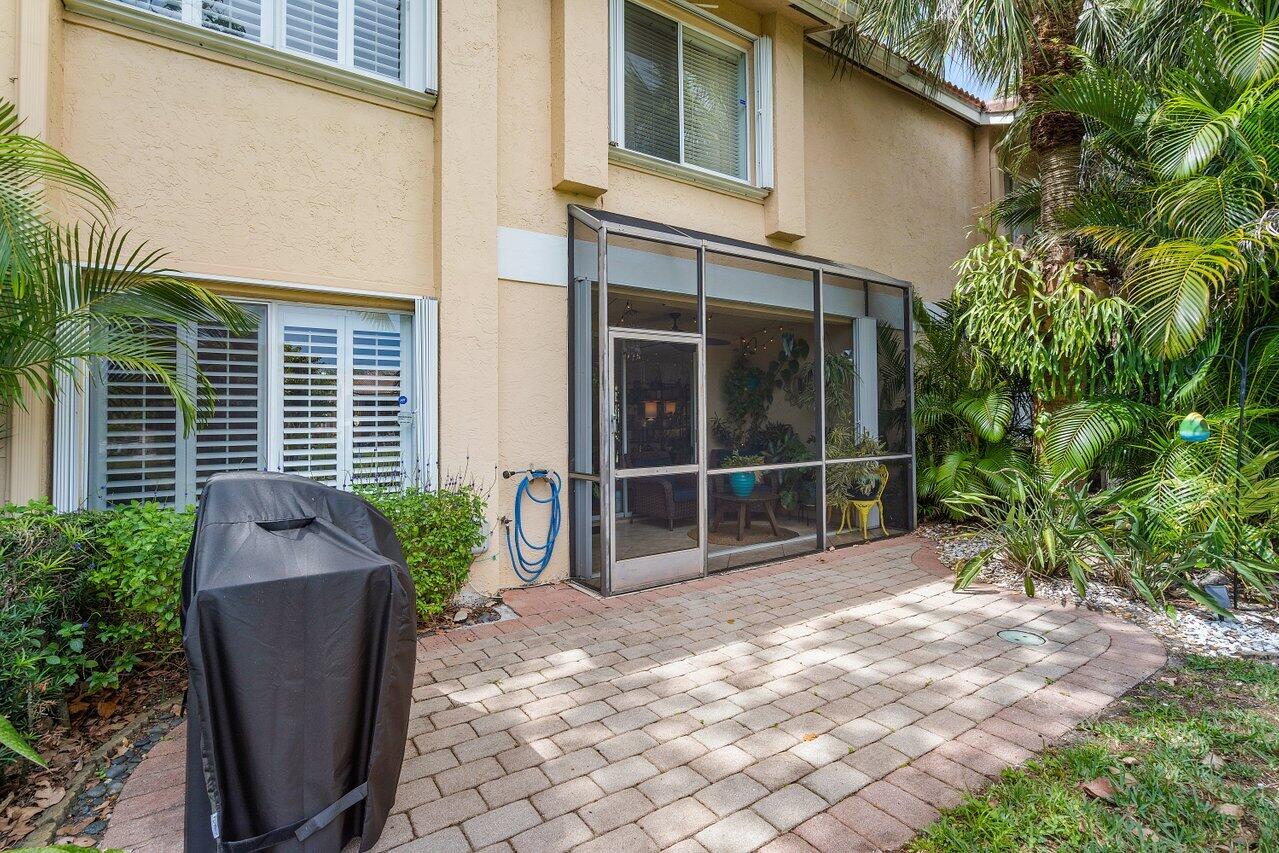 23158 Island View, Unit 4 Boca Raton, FL 33433 - Photo 26 of 40 Private Patio