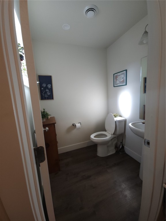 22 Ermine Road Dillon, CO 80435 - Photo 9 of 17 a bathroom with a toilet sink and a mirror