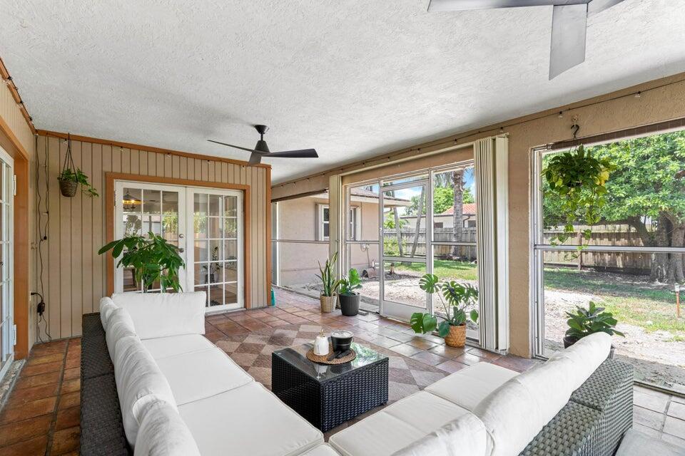 883 Prairie Road West Palm Beach, FL 33406 - Photo 25 of 33 25