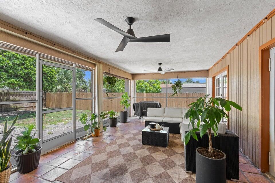 883 Prairie Road West Palm Beach, FL 33406 - Photo 26 of 33 26