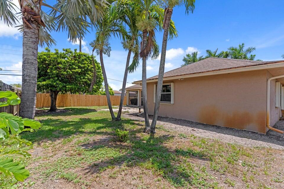 883 Prairie Road West Palm Beach, FL 33406 - Photo 30 of 33 30