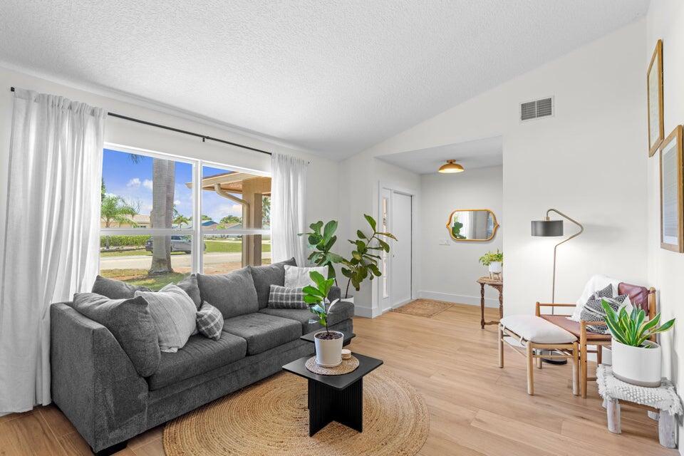 883 Prairie Road West Palm Beach, FL 33406 - Photo 6 of 33 6