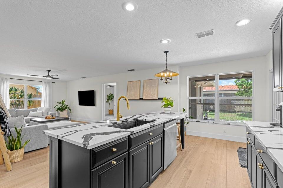 883 Prairie Road West Palm Beach, FL 33406 - Photo 10 of 33 10