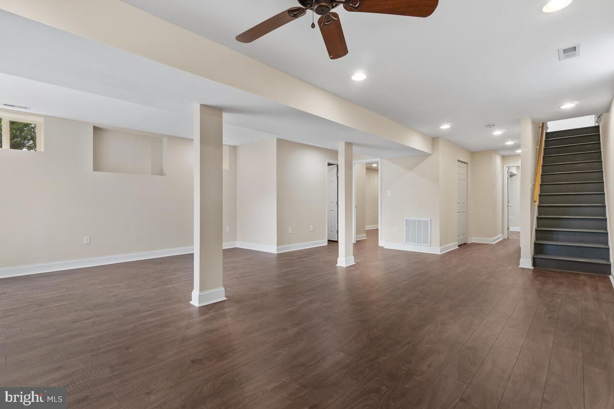 7943 Dollyhyde Road Mount Airy, MD 21771 - Photo 26 of 57 Family Room