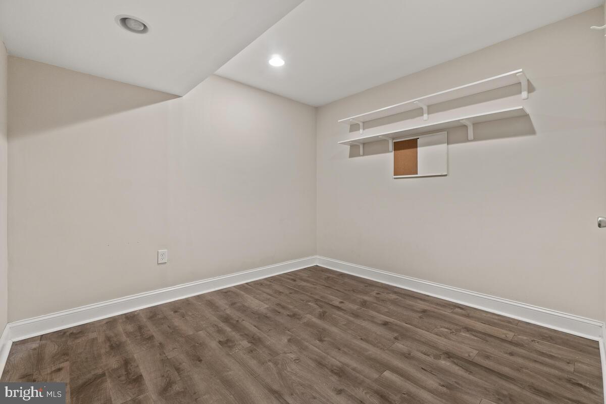 7943 Dollyhyde Road Mount Airy, MD 21771 - Photo 31 of 57 LL Office