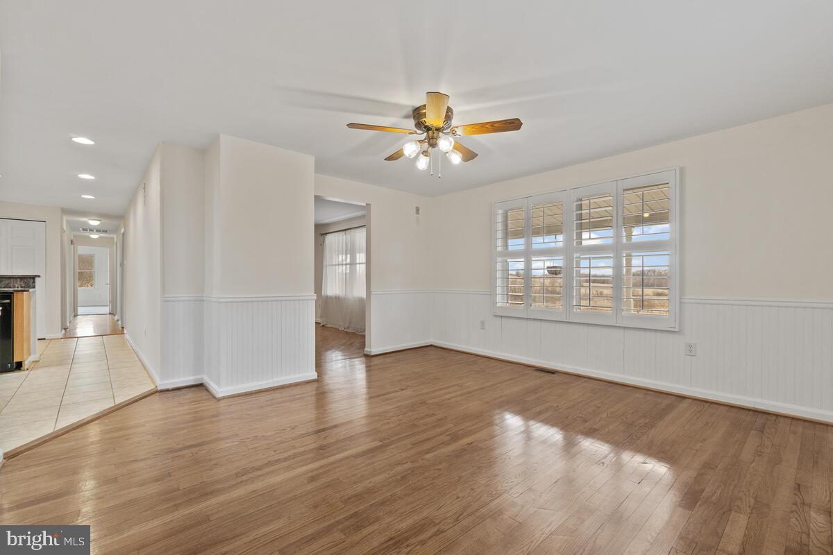 7943 Dollyhyde Road Mount Airy, MD 21771 - Photo 8 of 57 Dining Room