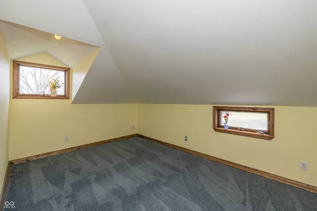 $337,400 | 241 South Walnut Street, Jamestown, IN 46147