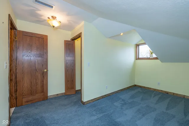 $337,400 | 241 South Walnut Street, Jamestown, IN 46147