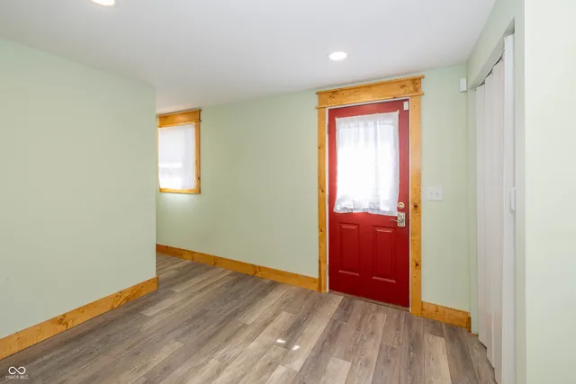 $337,400 | 241 South Walnut Street, Jamestown, IN 46147