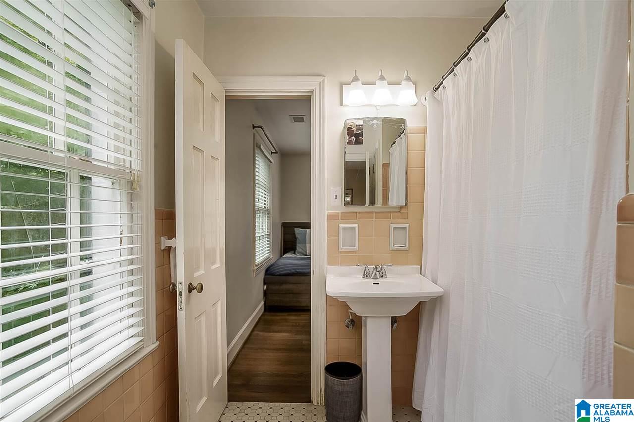 2833 Balmoral Road Birmingham, AL 35223 - Photo 34 of 50