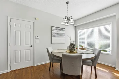 $410,000 | 2440 West 137th Place, Leawood, KS 66224