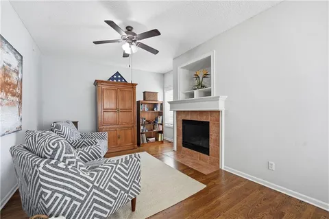 $410,000 | 2440 West 137th Place, Leawood, KS 66224