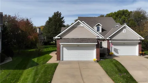 $410,000 | 2440 West 137th Place, Leawood, KS 66224