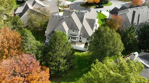 $410,000 | 2440 West 137th Place, Leawood, KS 66224