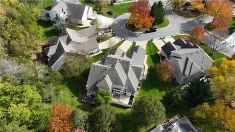 $410,000 | 2440 West 137th Place, Leawood, KS 66224