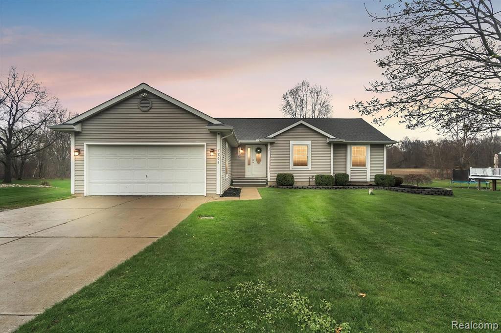 7264 Lobdell Road Linden, MI 48451 - Photo 2 of 41