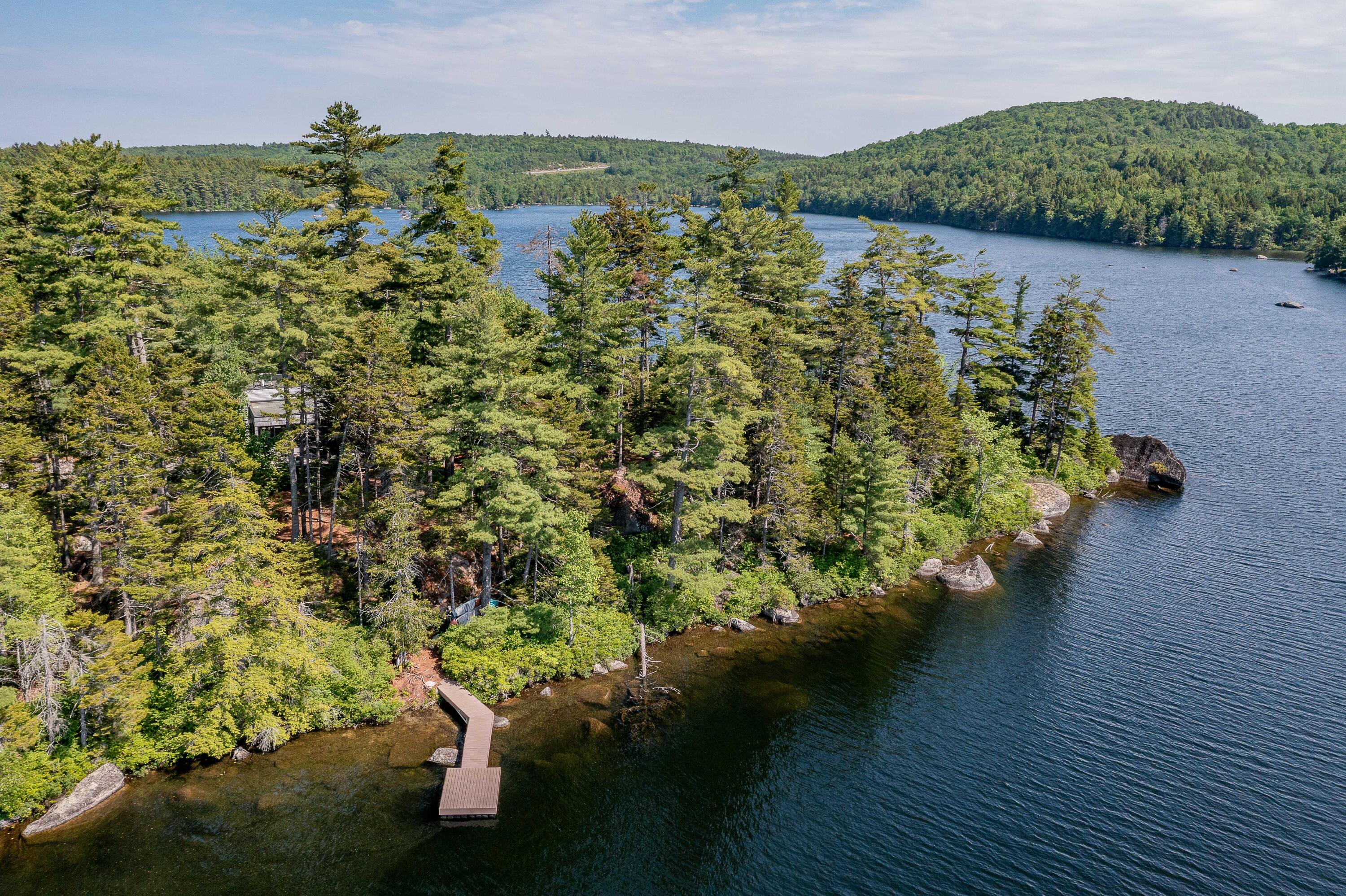 Private Peninsula Setting