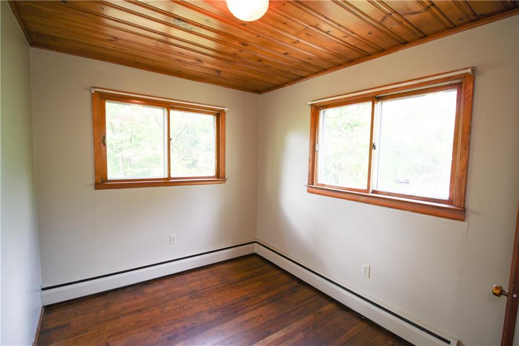 1230 Gringo Clinton Road Aliquippa, PA 15001 - Photo 15 of 22 Gallery Image 15