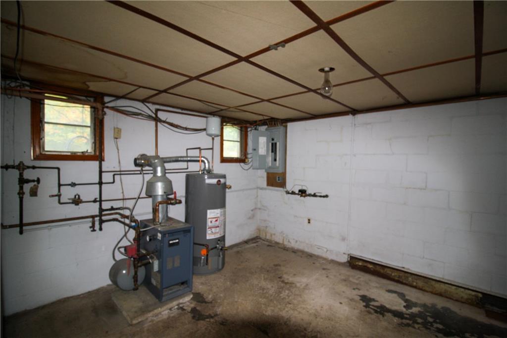 1230 Gringo Clinton Road Aliquippa, PA 15001 - Photo 20 of 22 Gallery Image 20