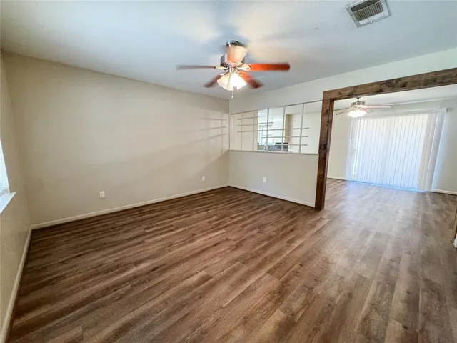 $1,695 | 302 Bowles Court, Kennedale, TX 76060