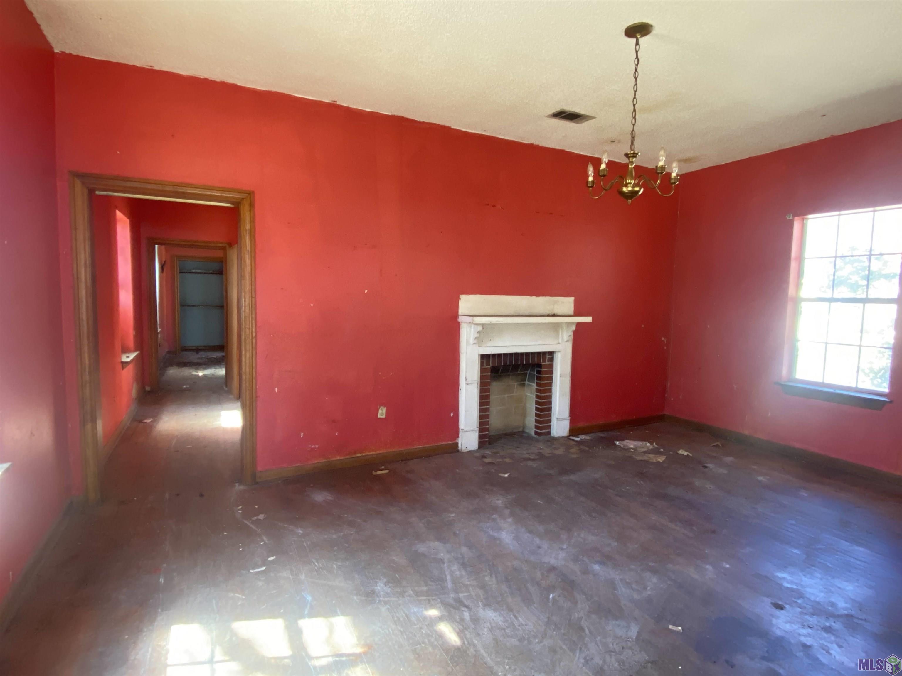 302 South 18th Street Baton Rouge, LA 70802 - Photo 4 of 16 Gallery Image 4