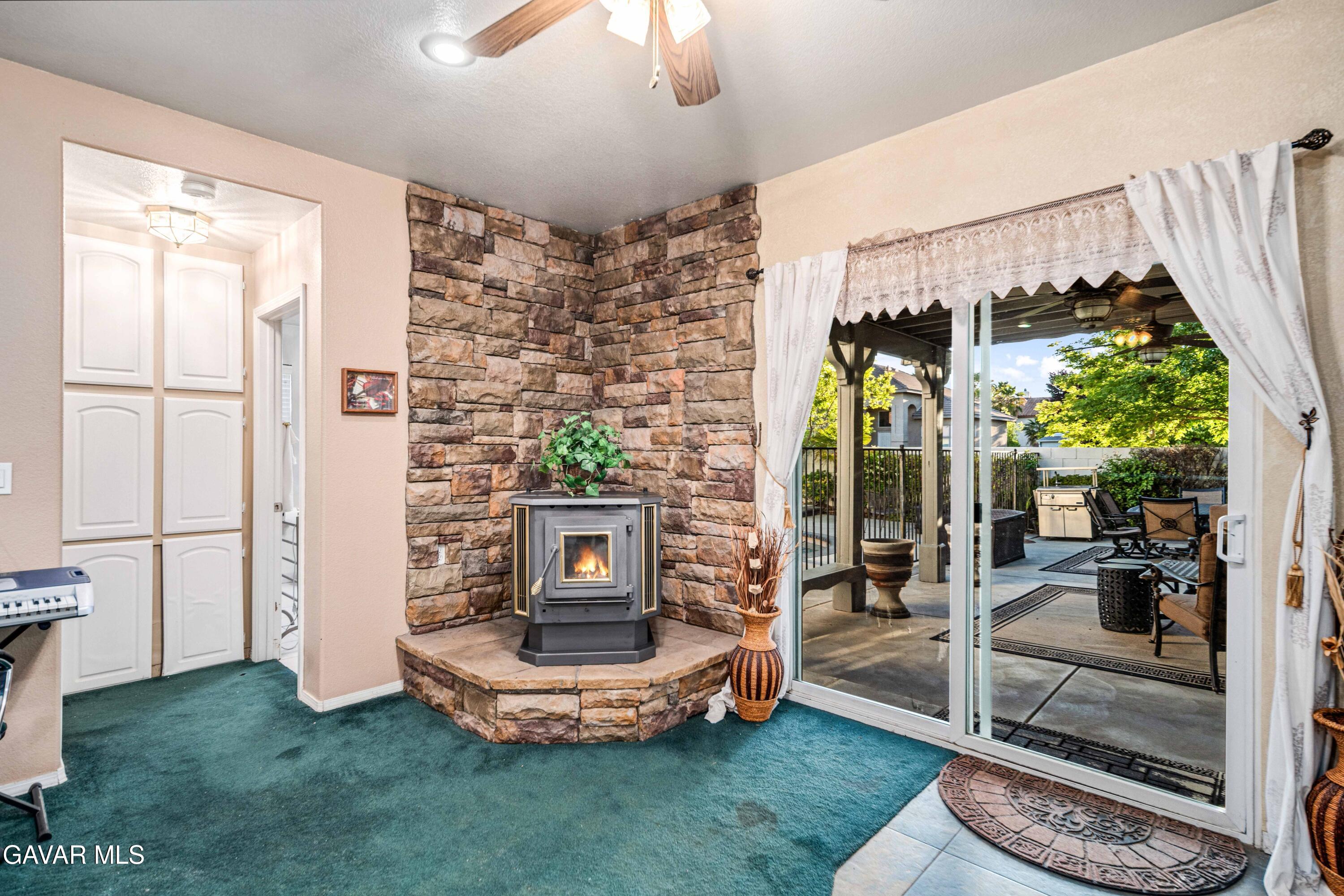 4034 Vía Constance Lancaster, CA 93536 - Photo 26 of 78 Constance-26