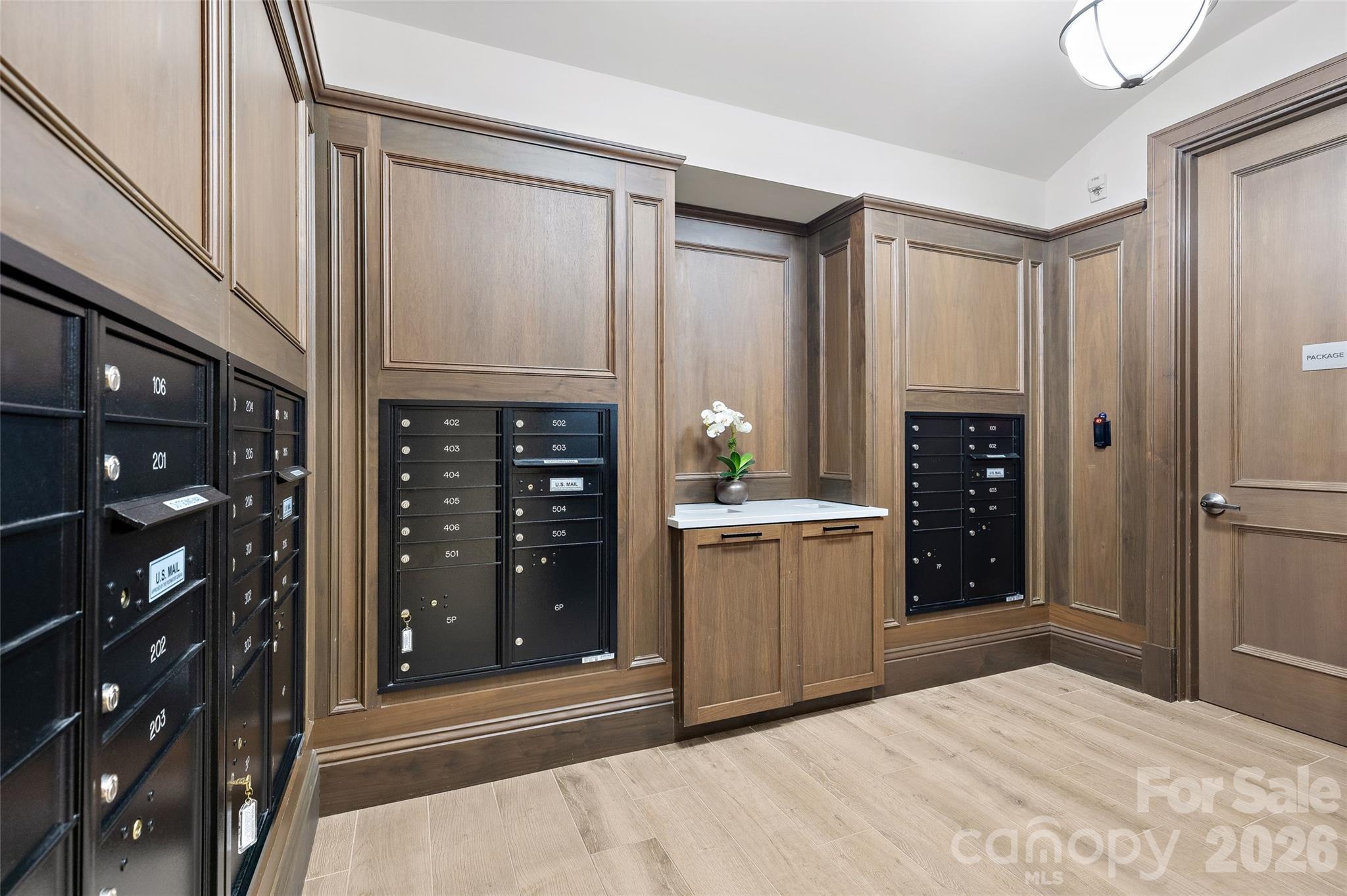 130 Cherokee Road, Unit 306 Charlotte, NC 28207 - Photo 48 of 48 Gallery Image 48