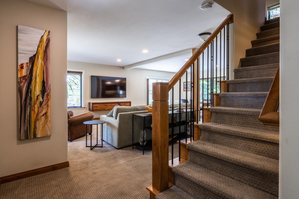 522 Wagon Wheel Road Mammoth Lakes, CA 93546 - Photo 15 of 33 Gallery Image 15