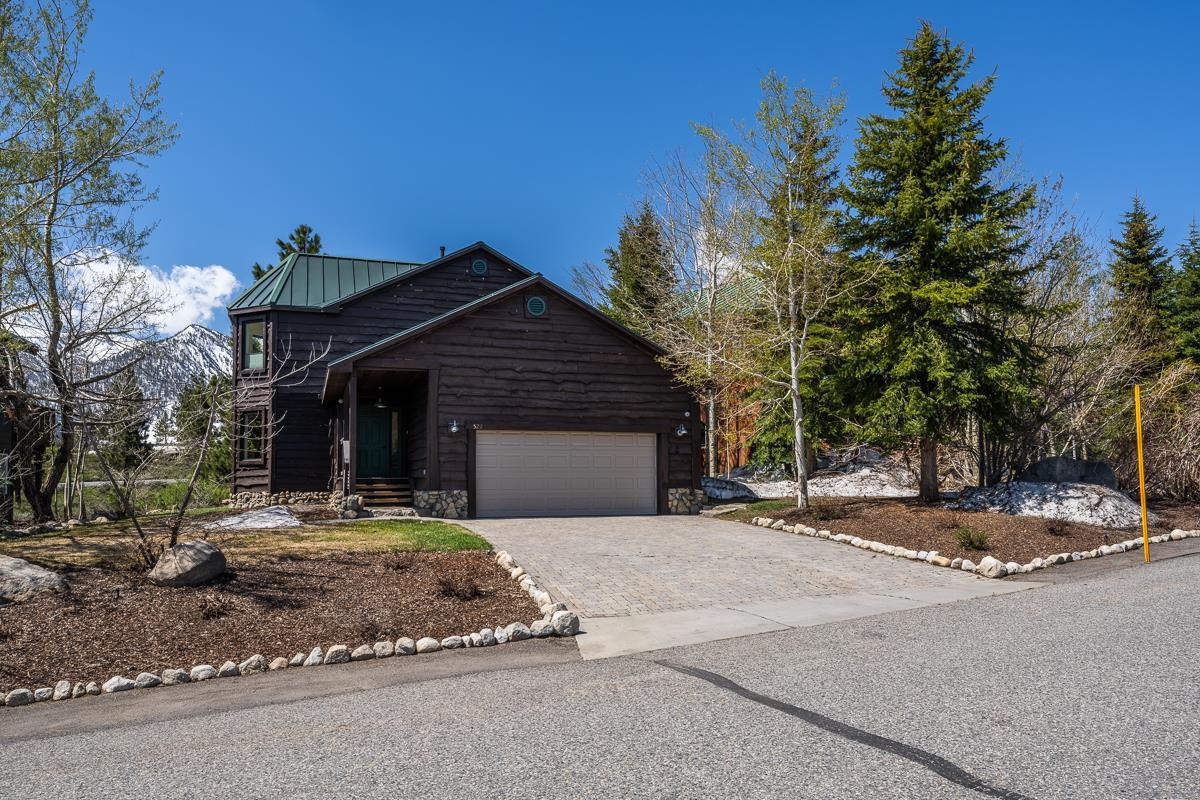 522 Wagon Wheel Road Mammoth Lakes, CA 93546 - Photo 2 of 33 Gallery Image 2