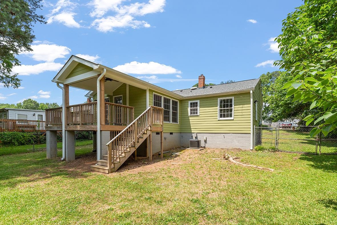 2727 Layden Street Raleigh, NC 27603 - Photo 4 of 23 Photo 4