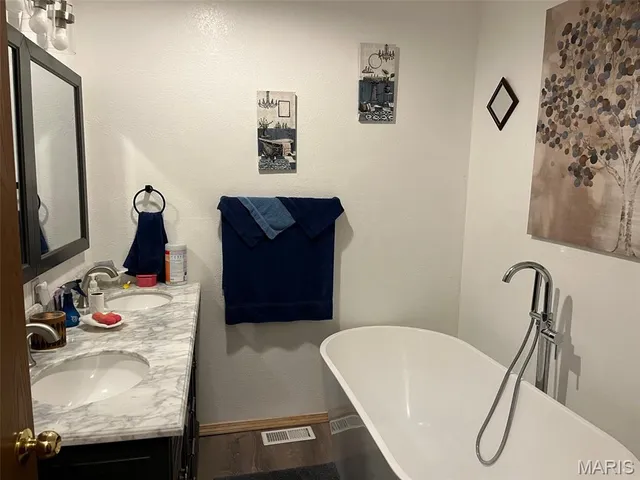 $200,000 | 122 Whitney Lane, Piedmont, MO 63957