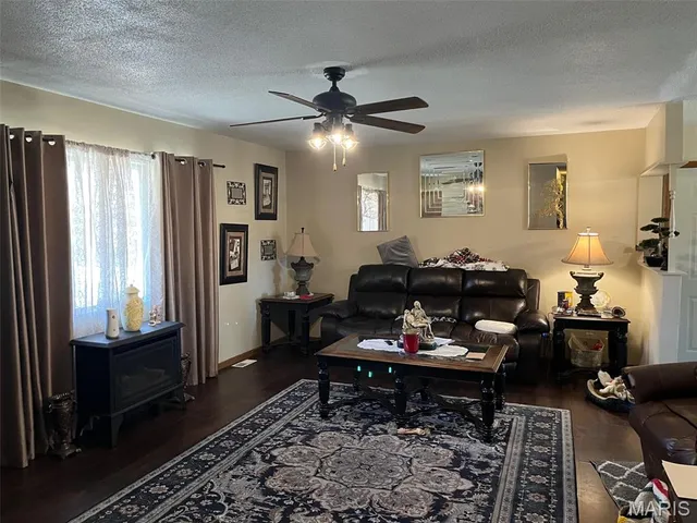 $200,000 | 122 Whitney Lane, Piedmont, MO 63957