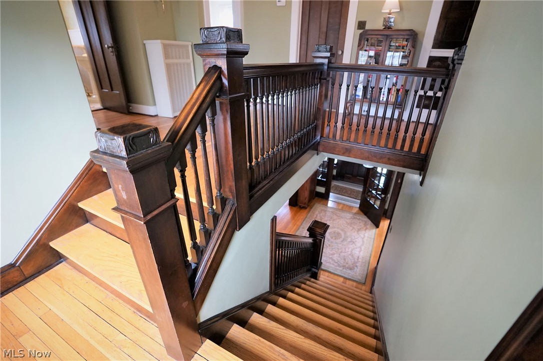 2884 Huntington Road Cleveland, OH 44120 - Photo 16 of 34