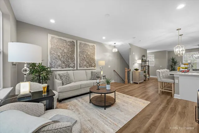 $377,900 | 124 East Main Street, Unit 23, Cary, IL 60013