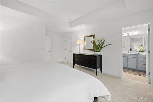 $377,900 | 124 East Main Street, Unit 23, Cary, IL 60013