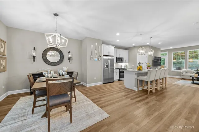 $377,900 | 124 East Main Street, Unit 23, Cary, IL 60013