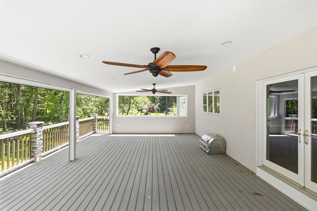 3 Russell Road Lynnfield, MA 01940 - Photo 34 of 40